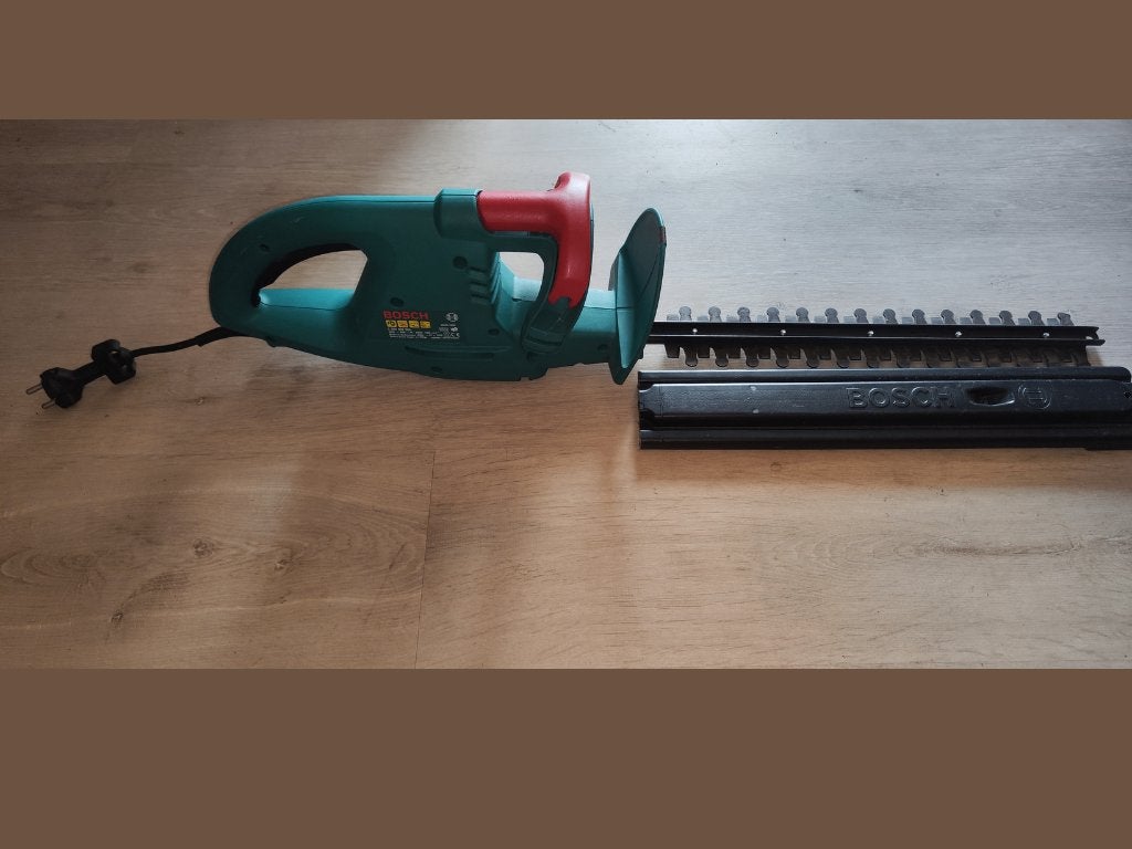 Bosch Heggenschaar 400W / AHS 3-15, Tuin en Terras, Heggenscharen, Ophalen, Gebruikt, Elektrisch, BOSCH