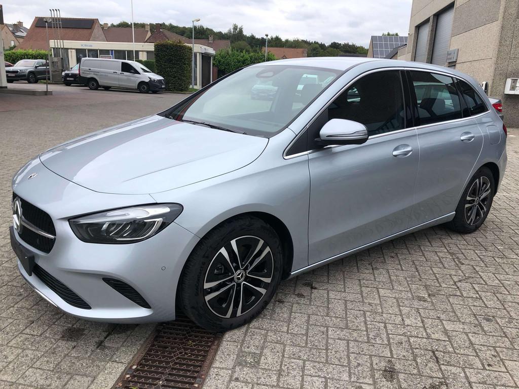 Mercedes-Benz B-Klasse 200 Progressive Achteruitrijcamera Wi, Auto's, Mercedes-Benz, 1490 kg, Gebruikt, Zwart, 120 kW