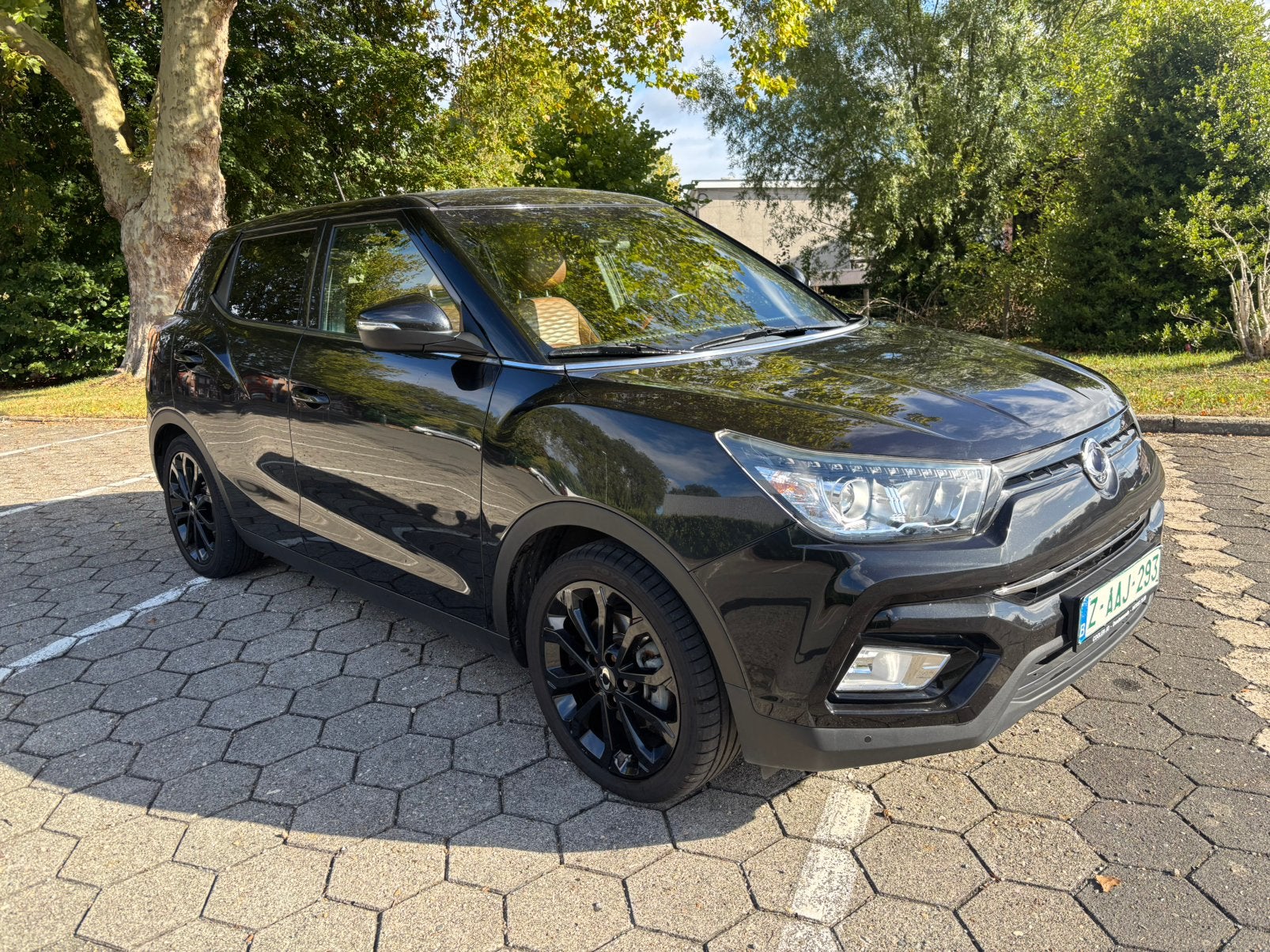 Prachtige Ssangyong Tivoli 2019 benzine CNG.FULL OPTION., Auto's, Dealer onderhouden, Euro 6, 4 cilinders, 1600 cc