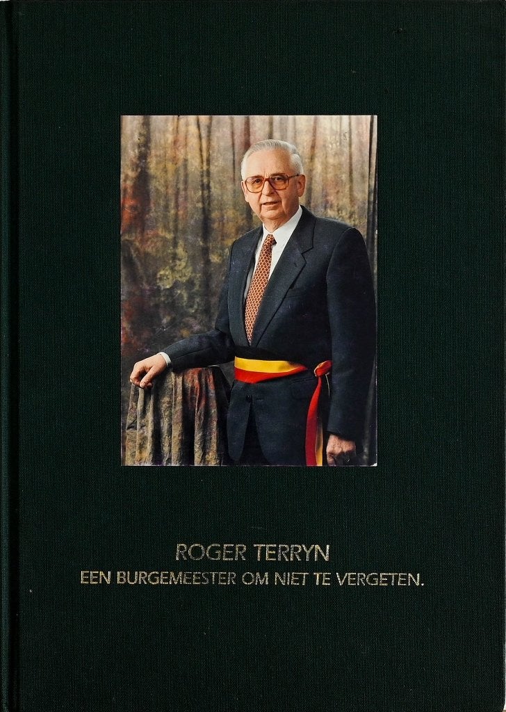 Roger Terryn_een burgemeester om niet te vergeten (Deerlijk), Ophalen of Verzenden, Gelezen, Diverse auteurs