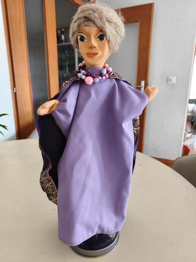 Ancienne marionnette artisanale à main, rare et vintage, Envoi