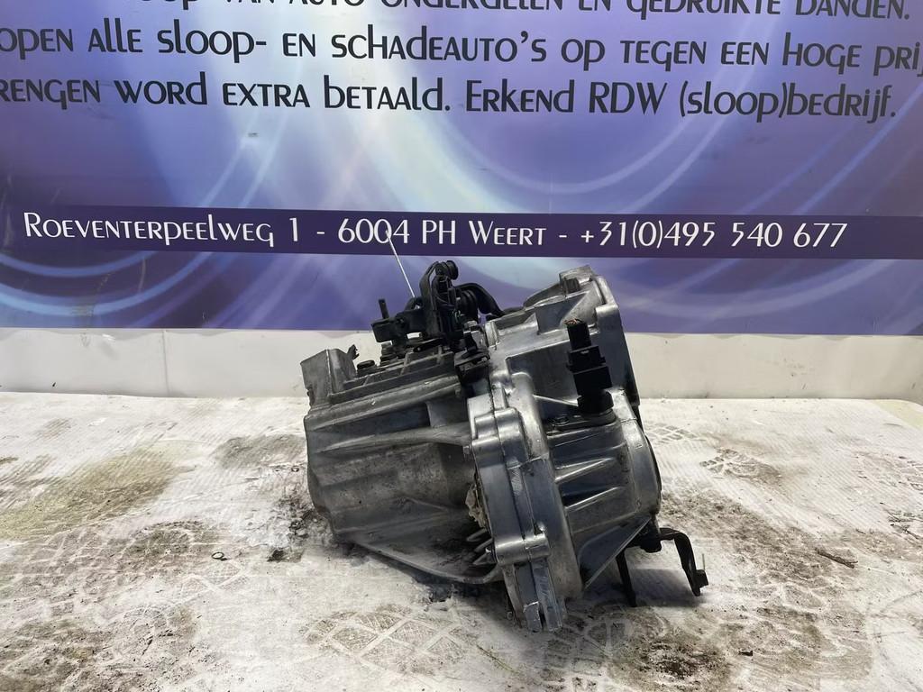 Hyundai i10 versnellingsbak, Auto-onderdelen, Transmissie en Toebehoren, Info@fabrikant.eu, Fabrikantstraat 1
1000 AA  Amsterdam, NL
