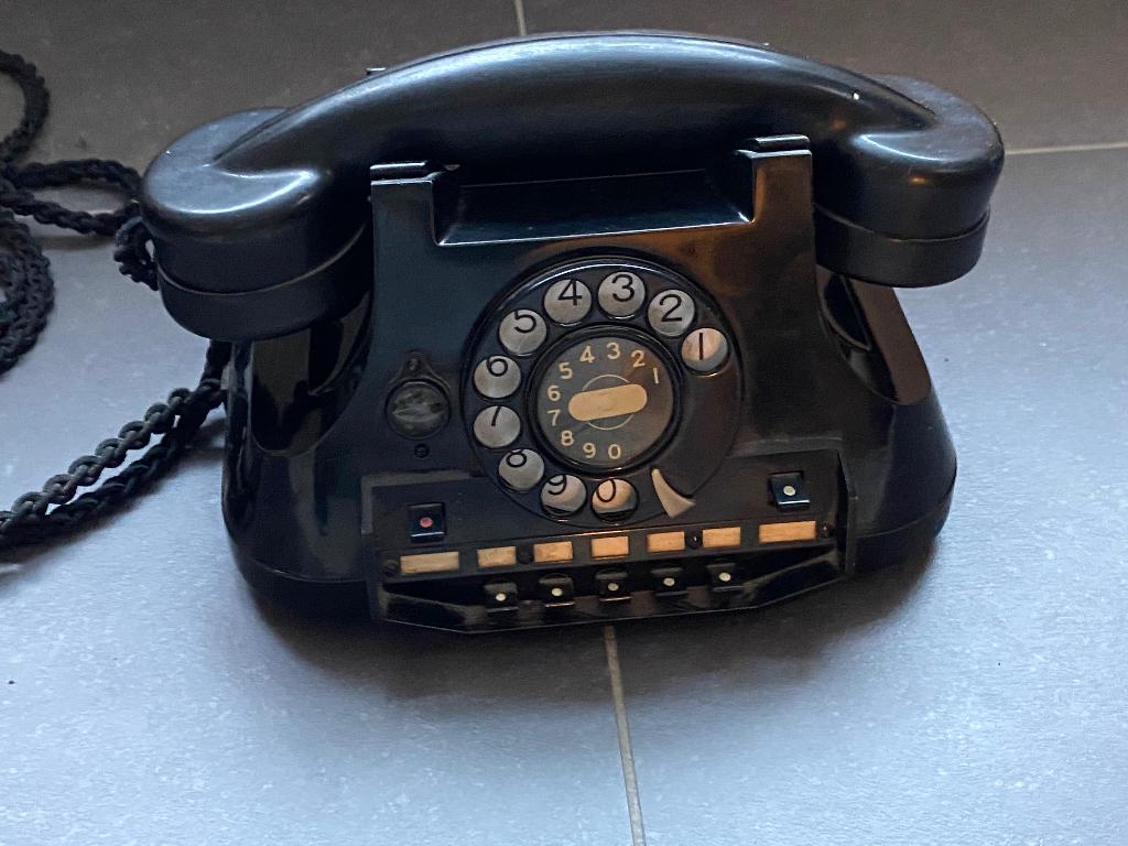 telefoon zwarte bakeliet merk Atea, Ophalen of Verzenden