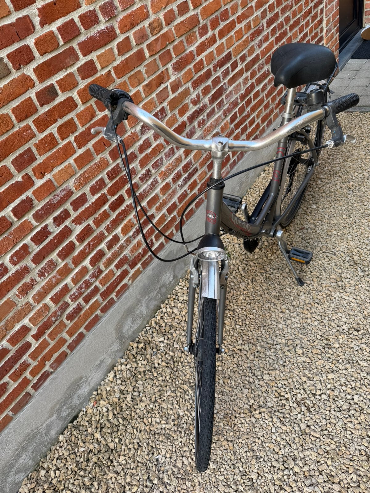 Damesfiets, werkt perfect . 28 inc, Ophalen, Zo goed als nieuw