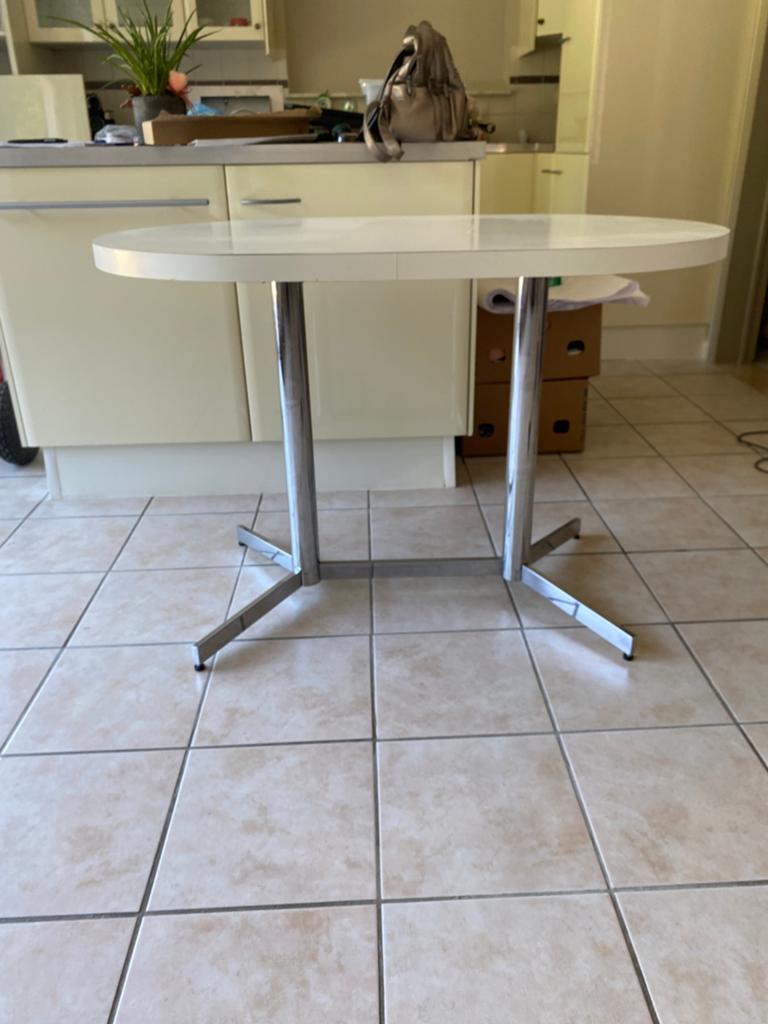 Kwaliteitsvol keukentafeltje. Italiaans design, Ophalen, Zo goed als nieuw, 75 cm of meer, Italiaans design