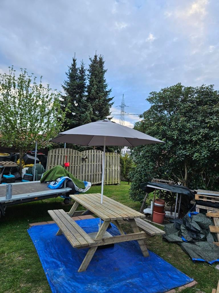 Nieuwe picknicktafels 4 stuks beschikbaar in Houthalen, Ophalen