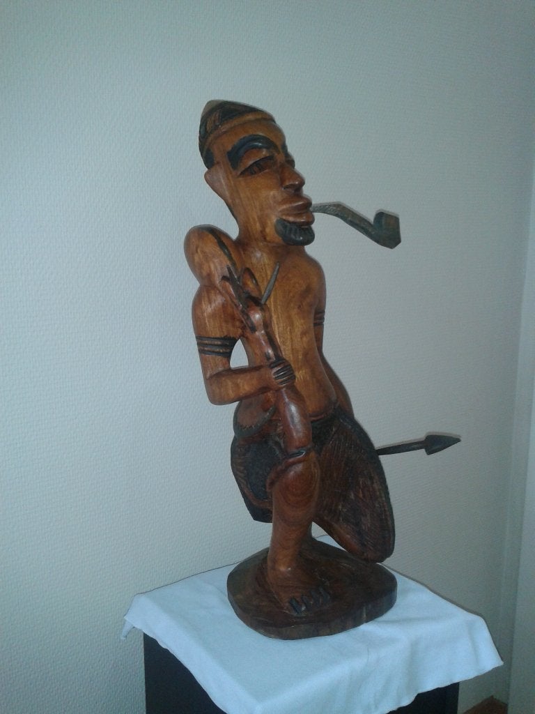 Afrikaans beeld, Antiek en Kunst, Kunst | Beelden en Houtsnijwerken, Houtsnijwerk, Hout, Man, 50 - 100 cm, Afrika, Overige stijlen