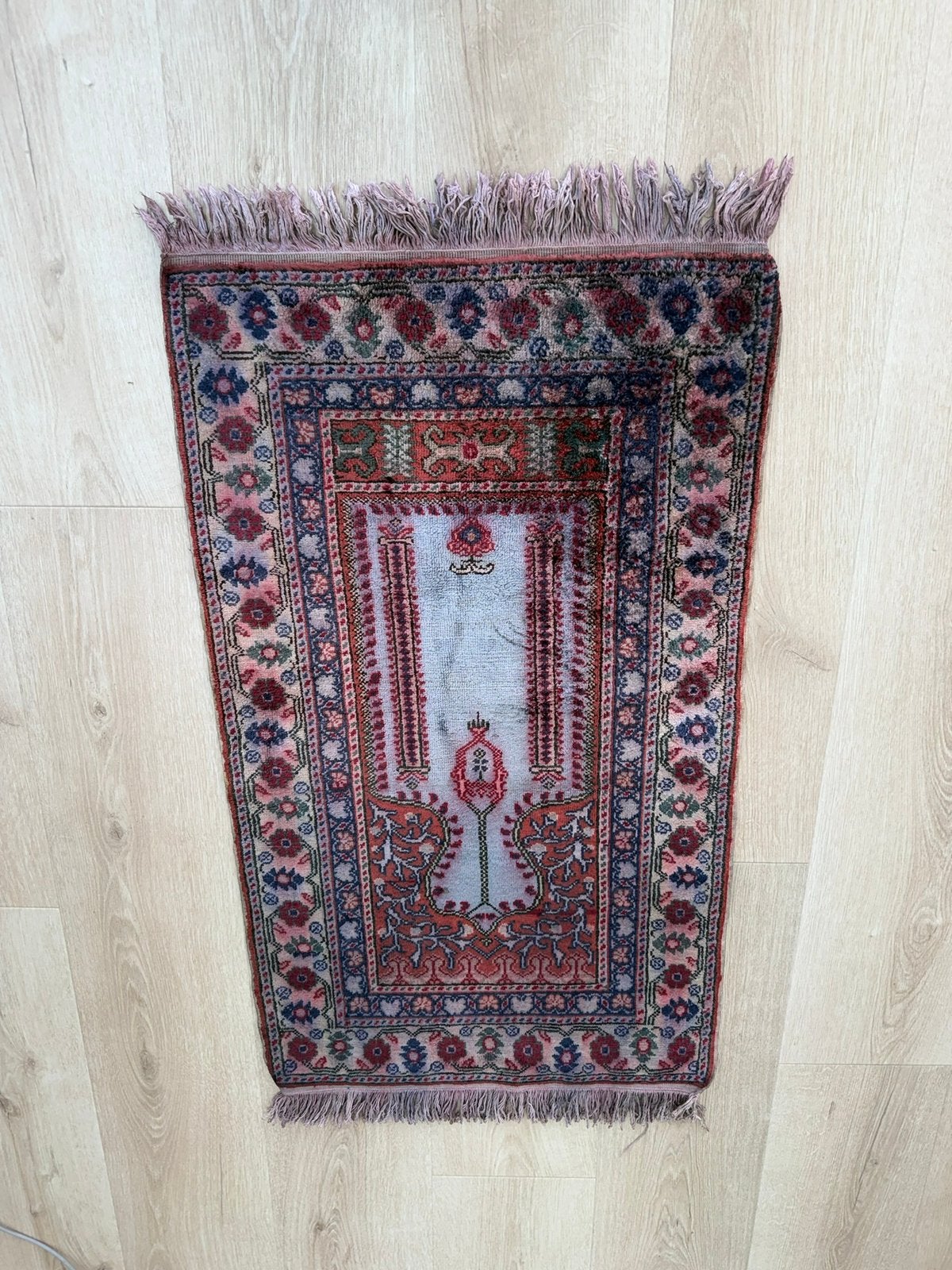 Handgeknoopt Oosters Sierkleed 110 x 62, Antiek en Kunst, Ophalen of Verzenden