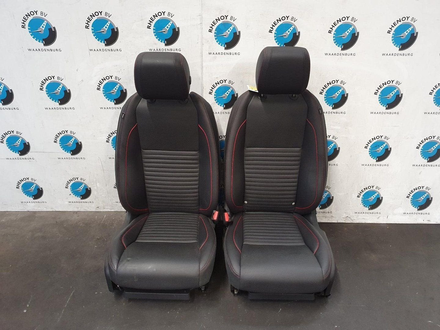LANDROVER DISCOVERY SPORT L550 R-Dynamic HSE  INTERIEUR COMP, Ophalen of Verzenden, Gebruikt, Stiba lid