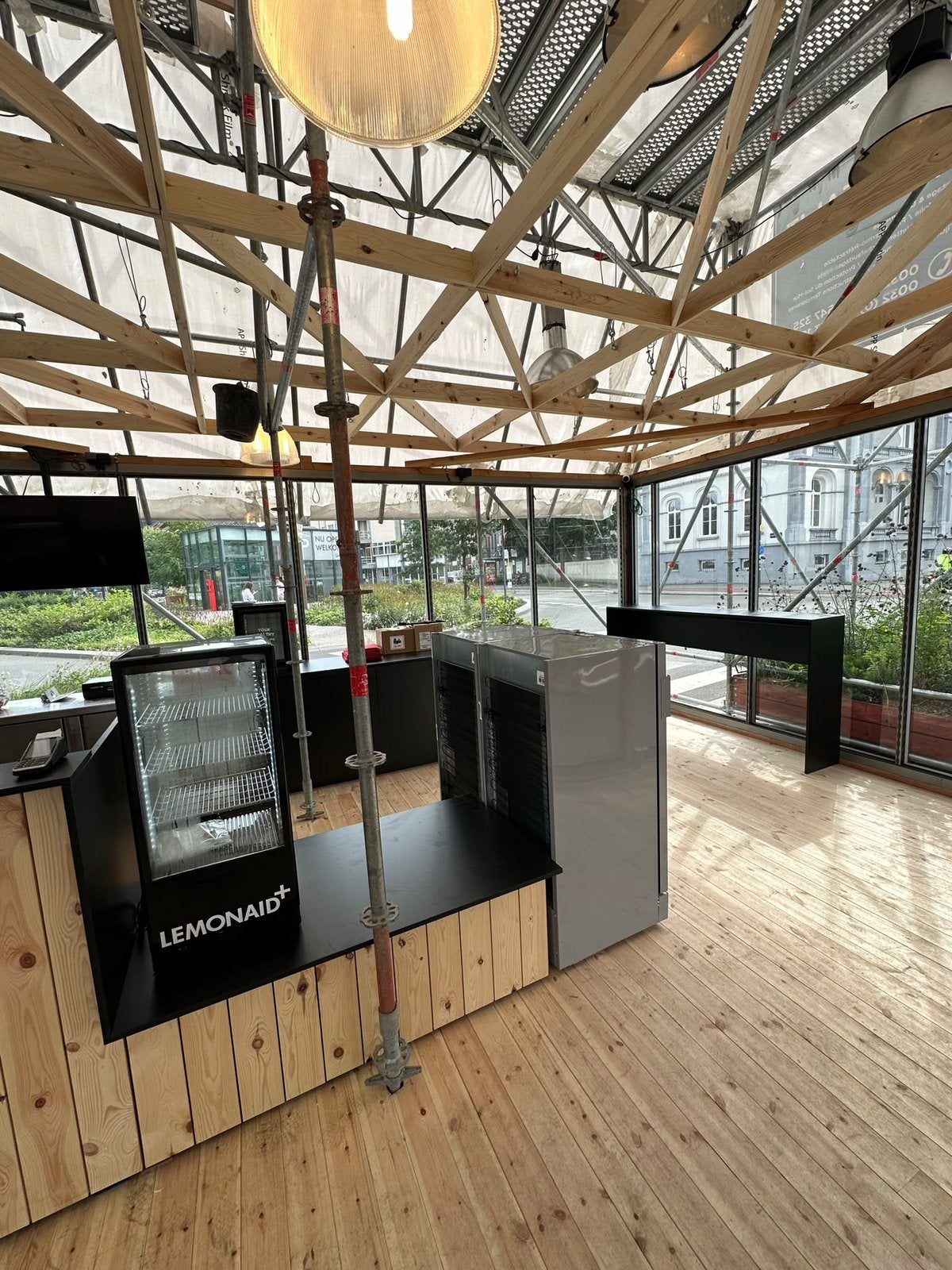 Horecatoog, Articles professionnels, Enlèvement