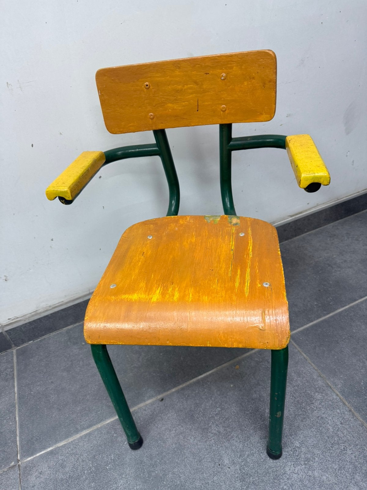 Stoeltje, Kinderen en Baby's, Kinderkamer | Tafels en Stoelen, Ophalen, Zo goed als nieuw