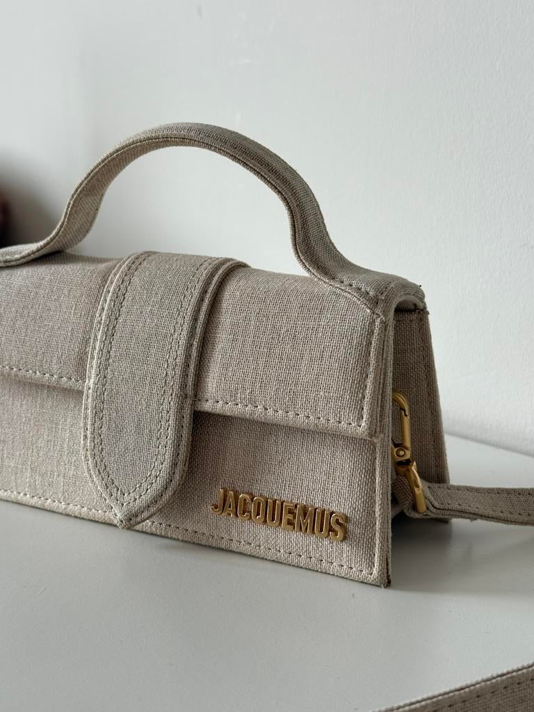 Jacquemus handtas, Handtassen en Accessoires, Ophalen of Verzenden, Zo goed als nieuw, Overige kleuren, Avondtasje
