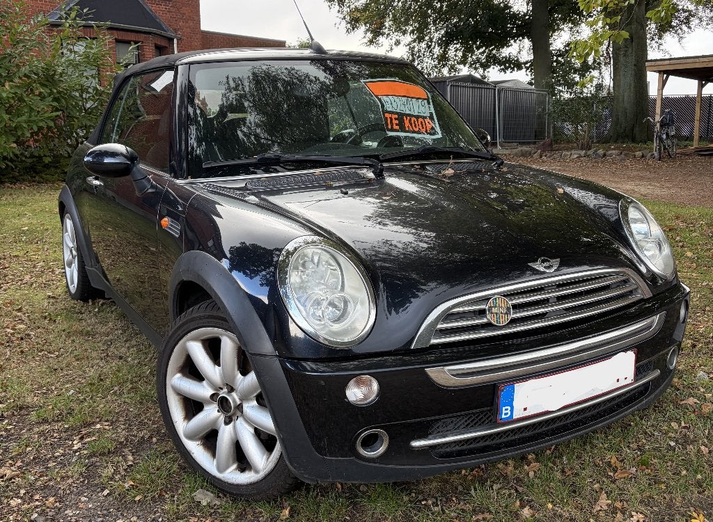 Mini One Cabrio, Autos, Cuir, Boîte manuelle, Entretenue par le concessionnaire, Noir