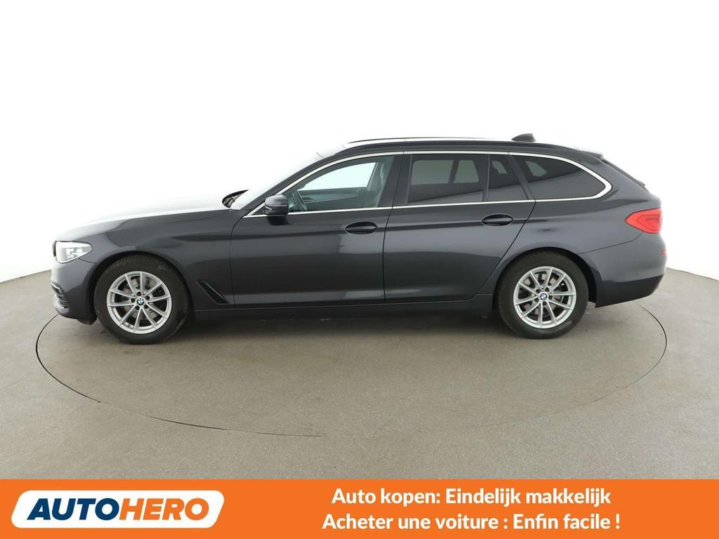 BMW 5 Serie 518 518d Luxury (bj 2019, automaat), Auto's, BMW, Automaat, Achterwielaandrijving, Leder, 152 g/km