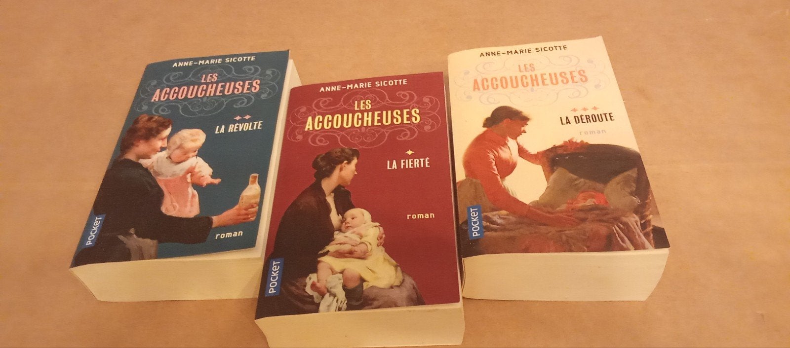 Lot de 3 romans les accoucheuses, Enlèvement ou Envoi, Comme neuf, Anne-Marie Sicotte
