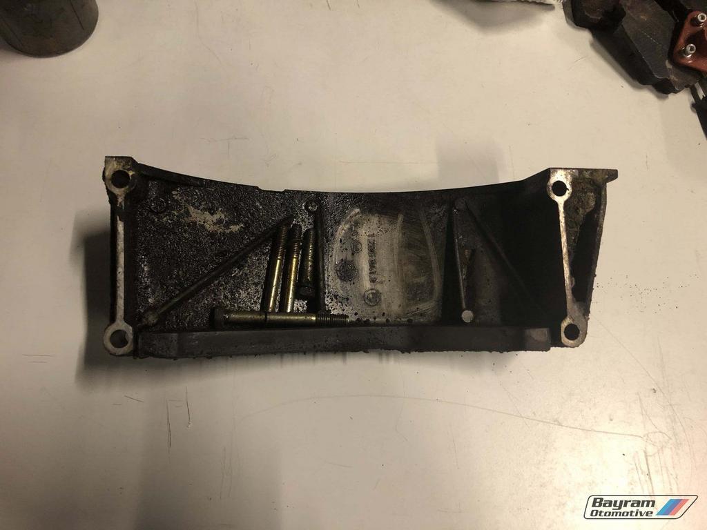 Bmw E30 m20 carterbescherming bak steun 3-serie E28 E34 325i, -, Utilisé, -, Enlèvement ou Envoi