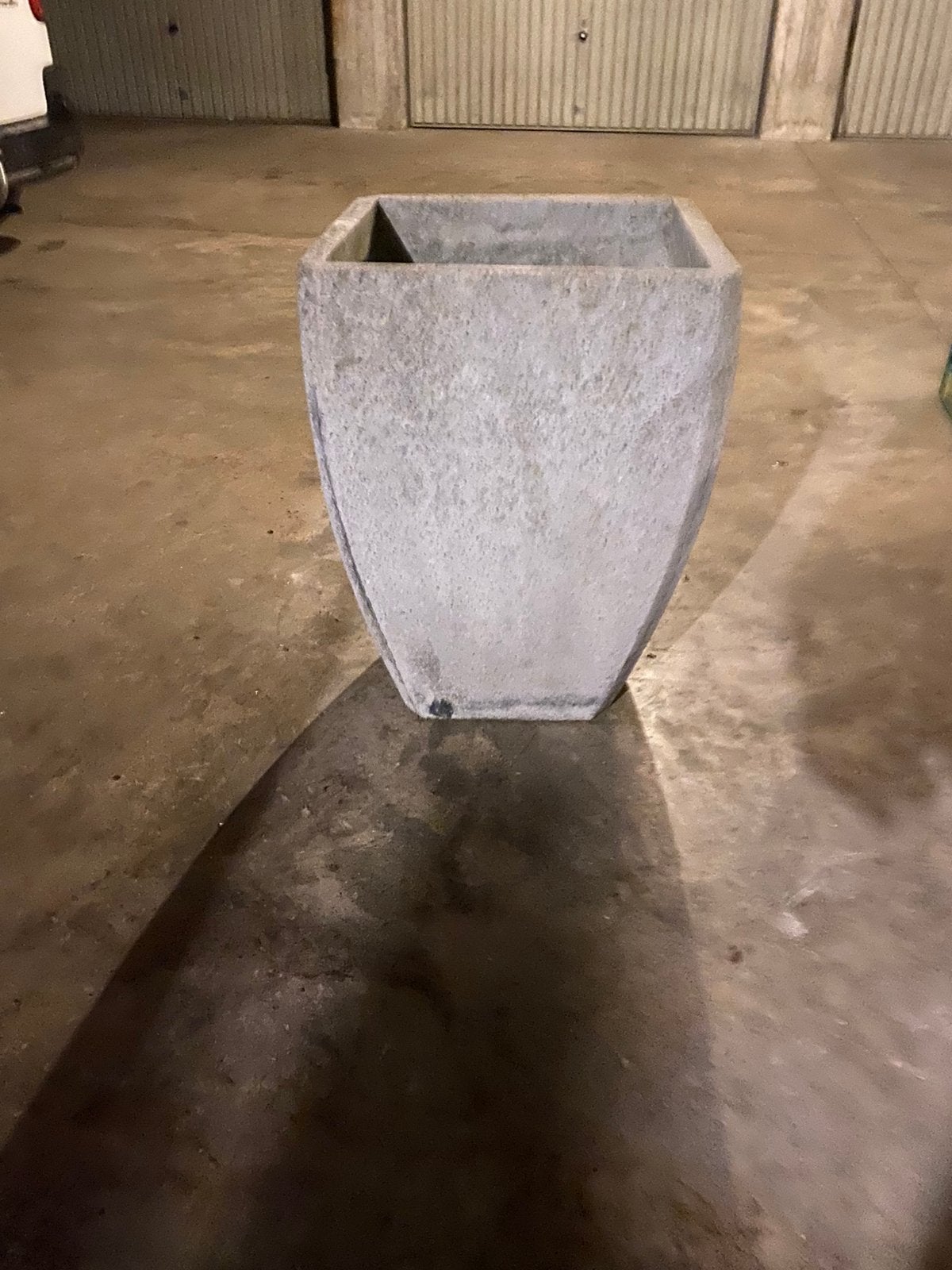 Plantenbak in beton  44x44  hoogte: 61cm, Tuin en Terras, Ophalen of Verzenden, Gebruikt, Beton