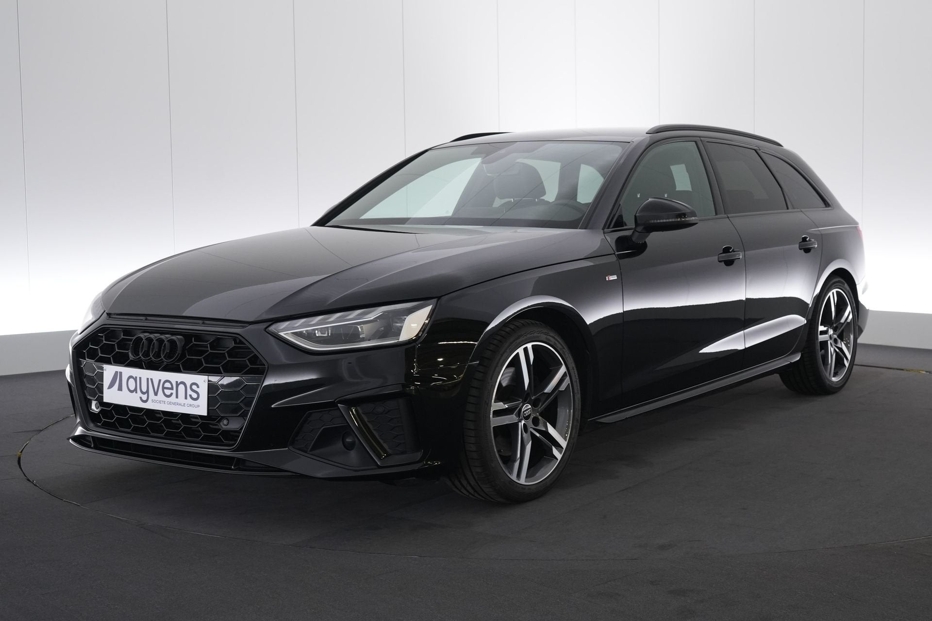 (2CCE598) AUDI A4 AVANT, Autos, Audi, Achat, Entreprise, Carnet d'entretien, A4