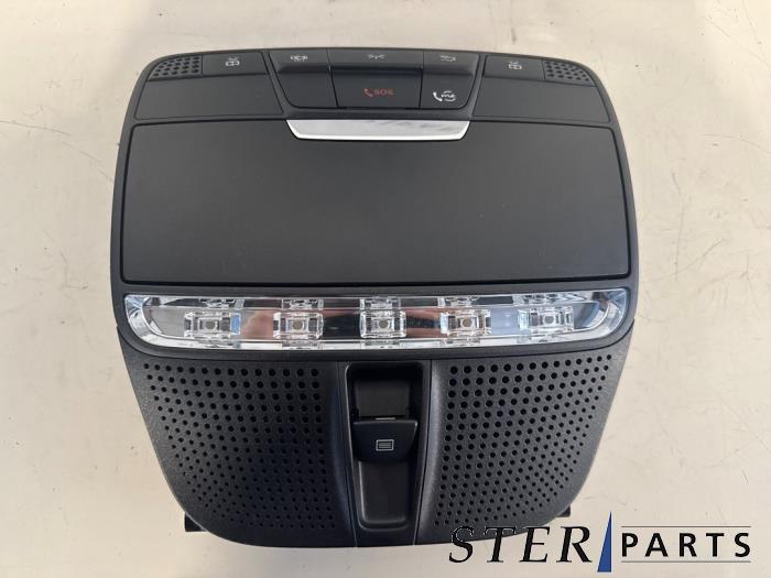 Eclairage intérieur avant d'un Mercedes E-Klasse, 3 mois de garantie, Utilisé, -, -