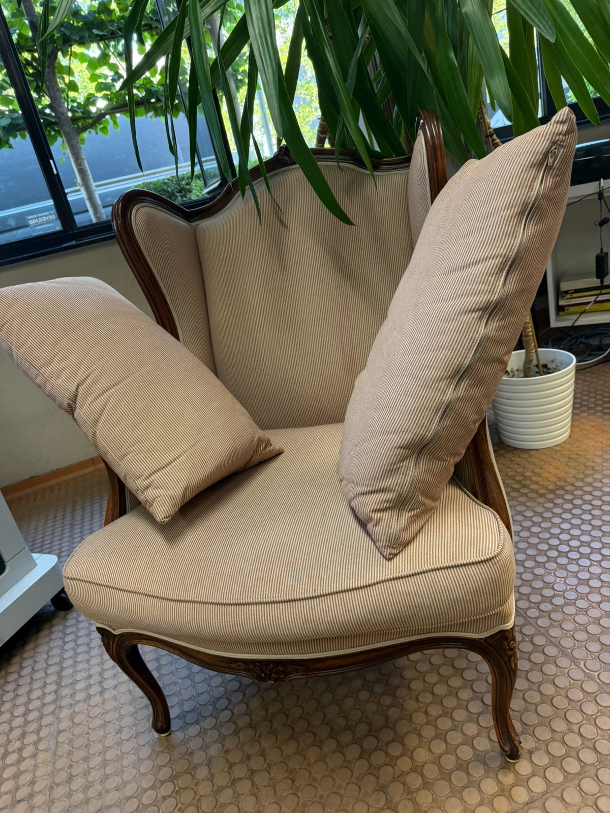 Ruime relaxzetel met twee kussens, stoffen bekleding, Gebruikt, Minder dan 75 cm, Stof, 50 tot 75 cm