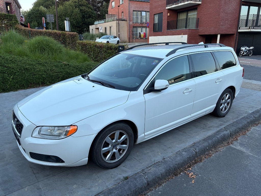 Volvo V70 1.6d Drive euro5, Autos, Euro 5, Noir, 1500 kg, 4 cylindres