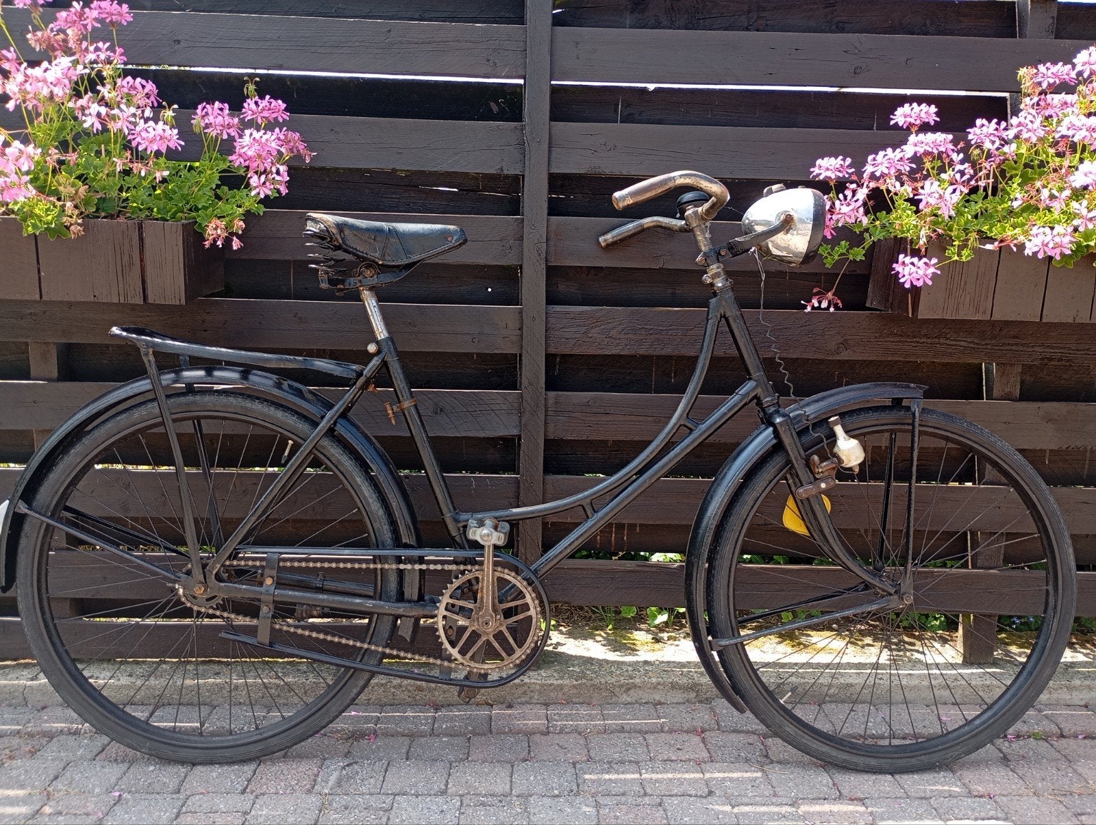 Damesfiets jaren 50, Ophalen