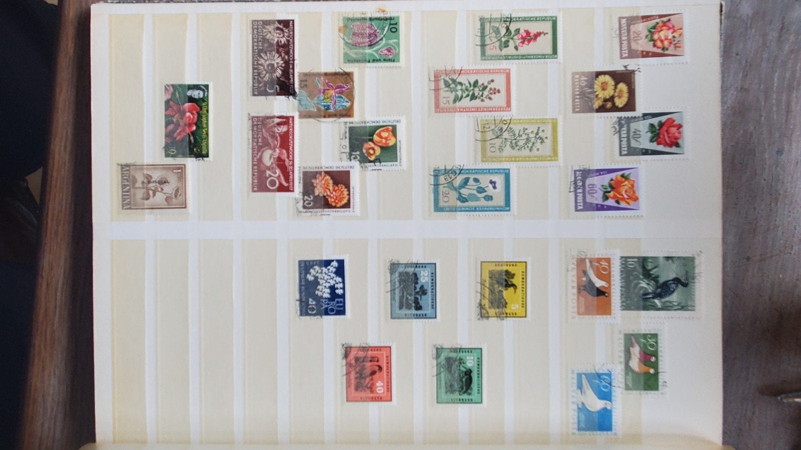 postzegels wereldcollectie – flora & fauna, Postzegels en Munten, Postzegels | Volle albums en Verzamelingen, Ophalen