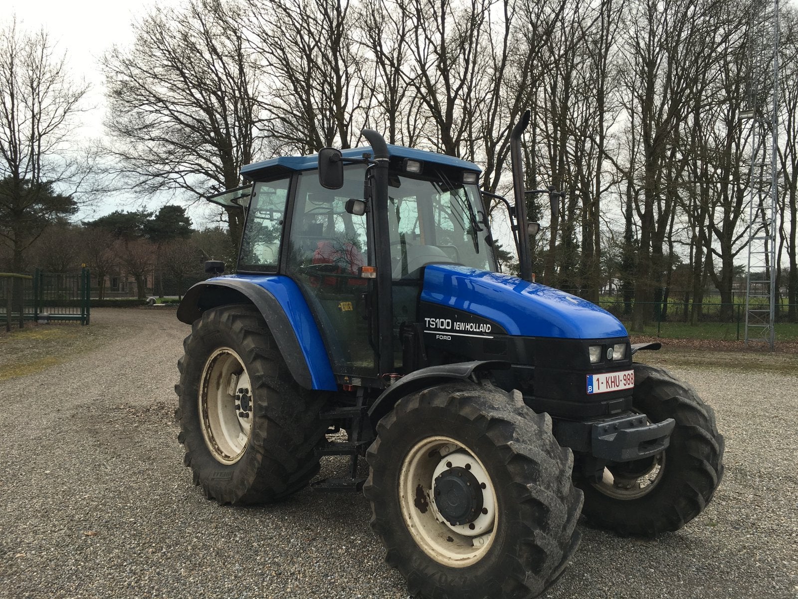New holland ts100 traktor, Articles professionnels, Agriculture | Tracteurs, New Holland, Enlèvement