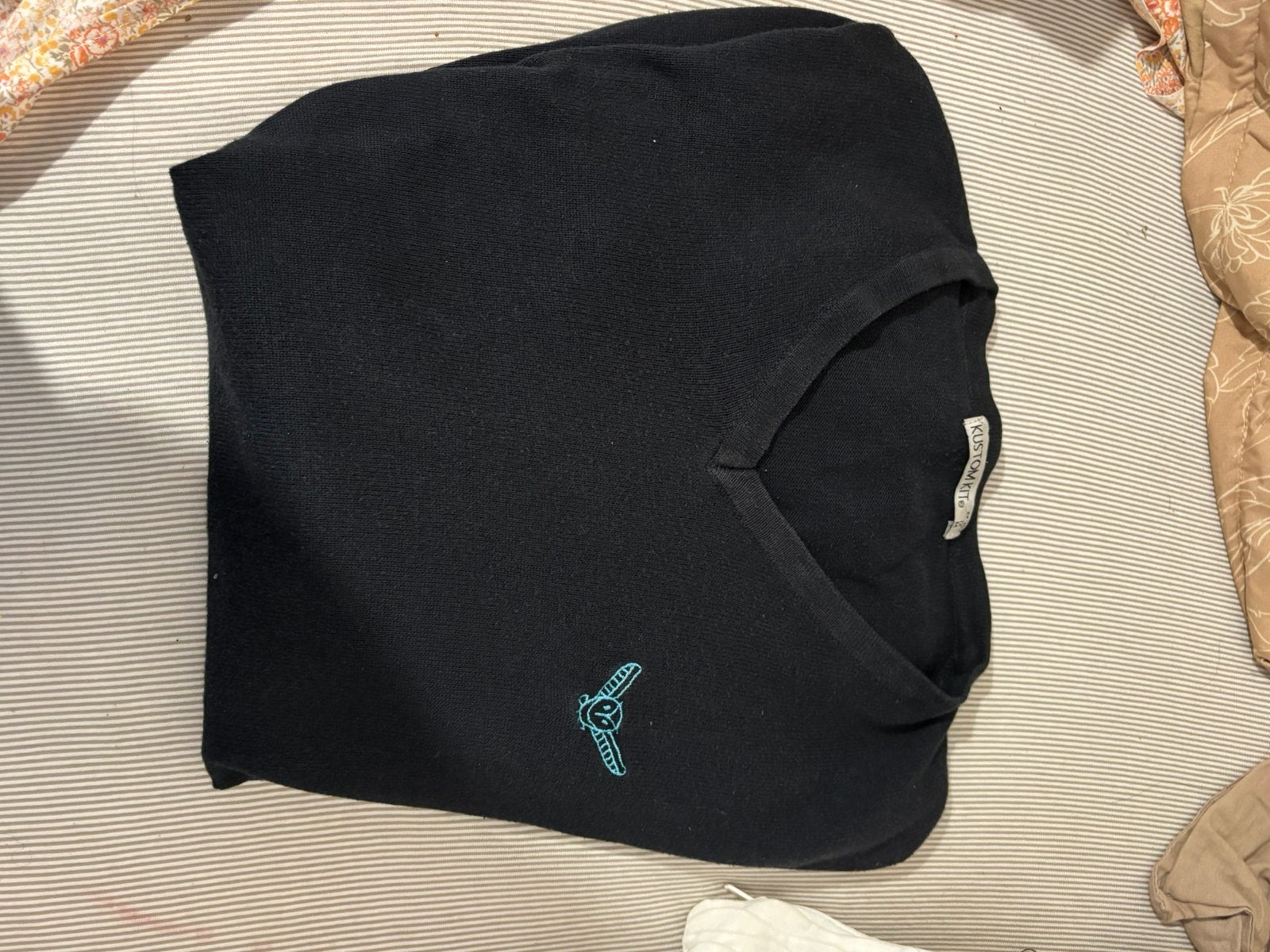 Avant uniform: v-hals trui, Ophalen, Zo goed als nieuw