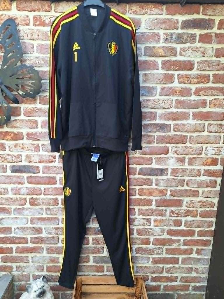 training diables rouges 2018 (veste 2 XL-pantalon XL), Enlèvement ou Envoi, Comme neuf, Maillot