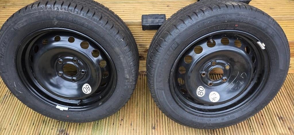 2 pneu michelin energy saver NEUF:205/55/R16 (91h)+2 jantes, Autos : Pièces & Accessoires, Pneus & Jantes, Jante(s), Enlèvement