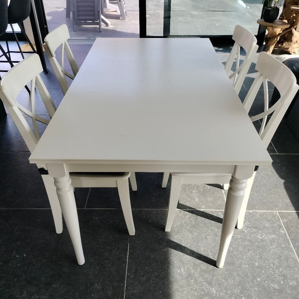 table de cuisine et 4 chaises, Maison & Meubles, Tables | Tables à manger, 150 à 200 cm, Cinq personnes ou plus, Enlèvement, Utilisé