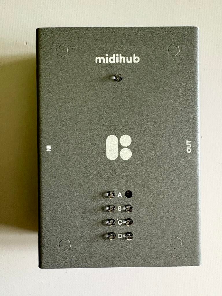 BLOKAS MIDIHUB - enorm veelzijdige midi router / midi fx, Muziek en Instrumenten, Midi-apparatuur, Ophalen of Verzenden, Zo goed als nieuw