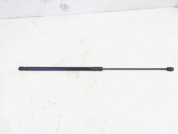 Amortisseur capot moteur droit d'un Volkswagen Golf, Volkswagen, -, 3 mois de garantie, Utilisé