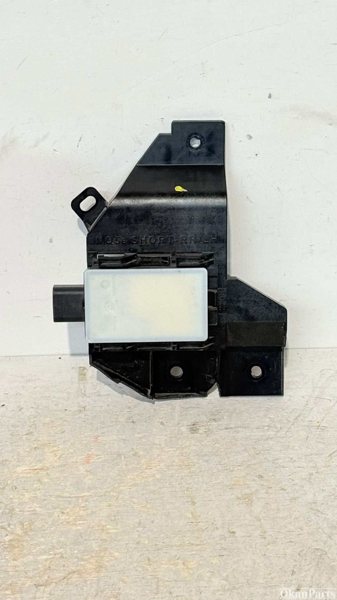 Capteur d'angle de pare-chocs arri re gauche Kia Sportage NQ, Kia, Heolleung-ro 12
06797  Seoul, Utilisé, Info@kia.com