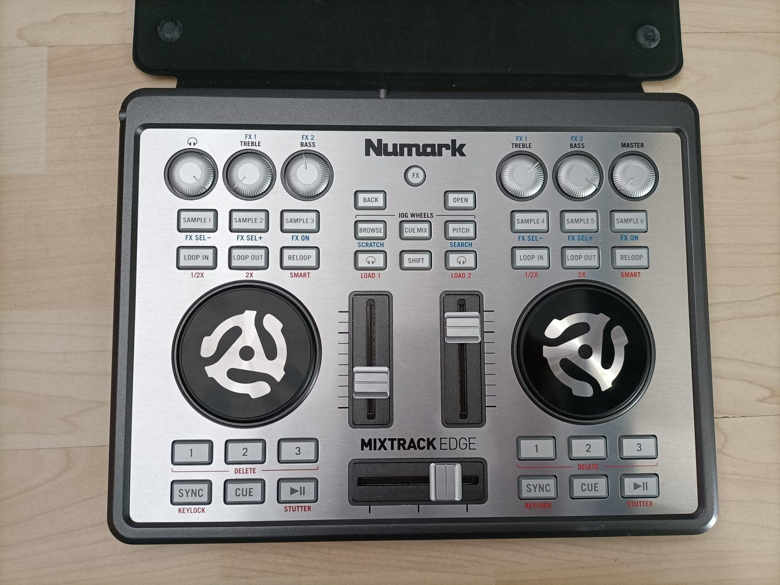 Mixeur musique NUMARK, Musique & Instruments, Enlèvement ou Envoi, Comme neuf