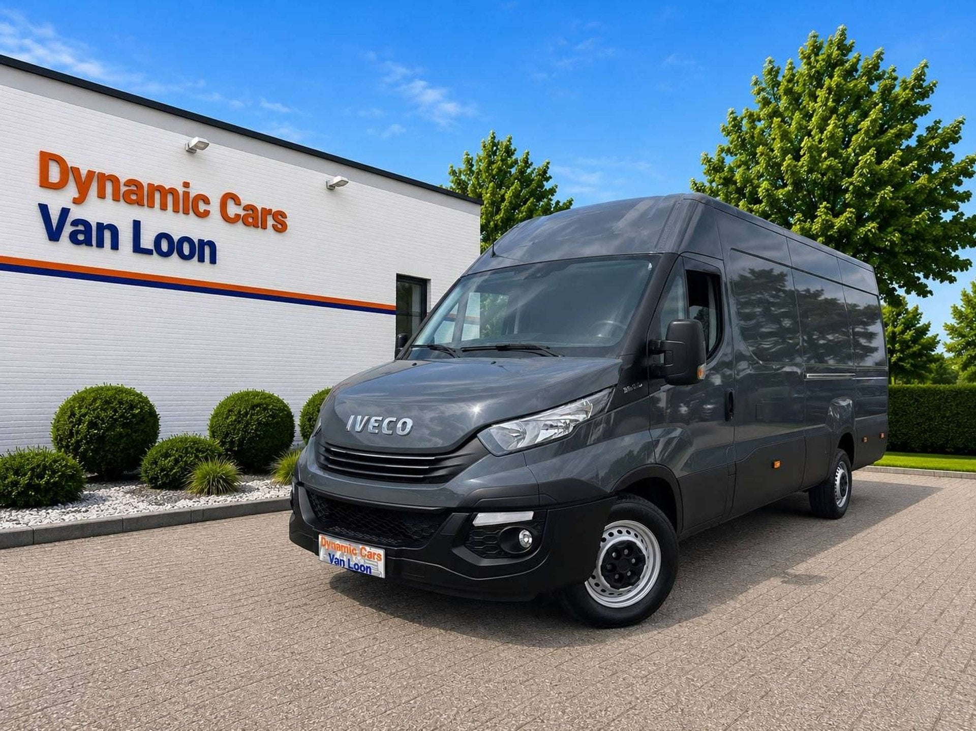 Iveco Daily 3.0 180Pk Turbo L3/H2 VGT Hi-Matic Cruise CarPla, Auto's, Automaat, Dealer onderhouden, Stof, Euro 6