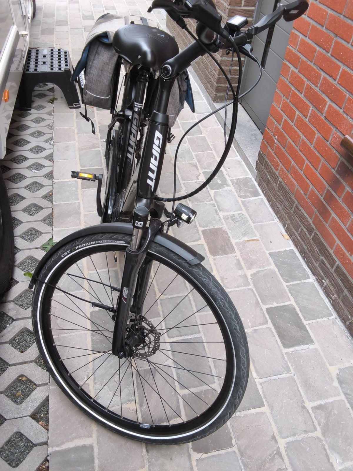 Giant Entour E+ dames  elektrisch maat L zwart, Fietsen en Brommers, Ophalen, Giant, Zo goed als nieuw, 50 km per accu of meer