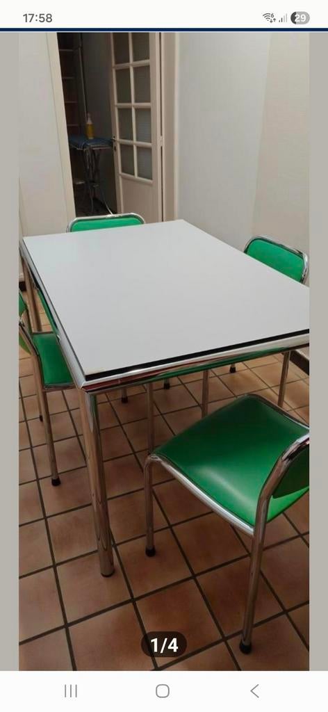 Vintage tafel DOE GEWOON EEN BOD, Huis en Inrichting, Stoelen, Ophalen