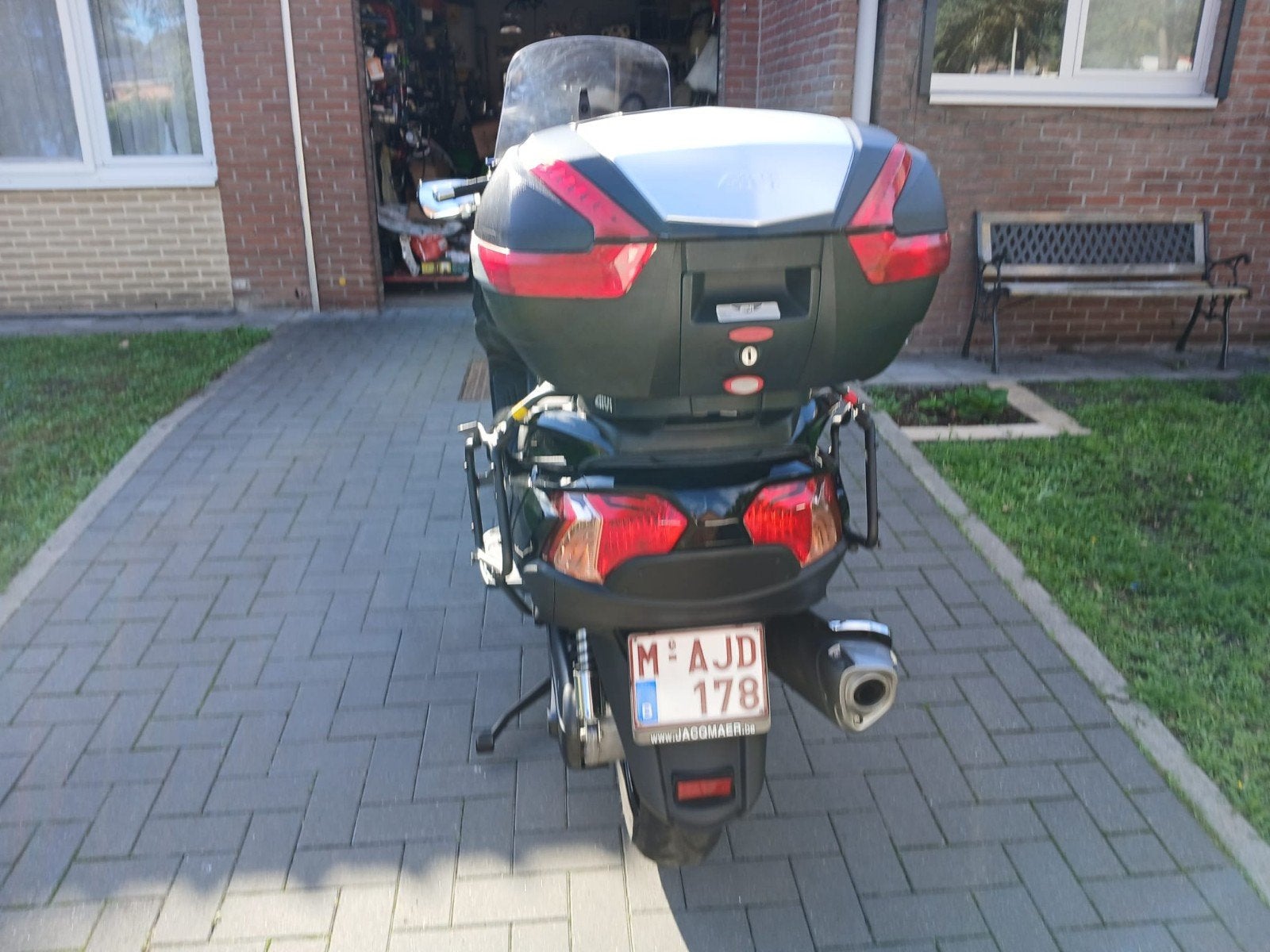 Suzuki burgman bj 2015 , km 21000, Ophalen