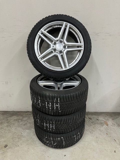 Winterset Mercedes E-Klasse Pirelli SottoZero 275/40 R18, Auto-onderdelen, Banden en Velgen, Ophalen, 18 inch, Gebruikt, -