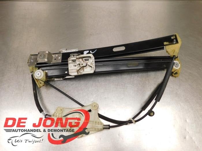 Mécanique vitre 4portes avant droite d'un Seat Leon, -, 3 mois de garantie, Utilisé, -