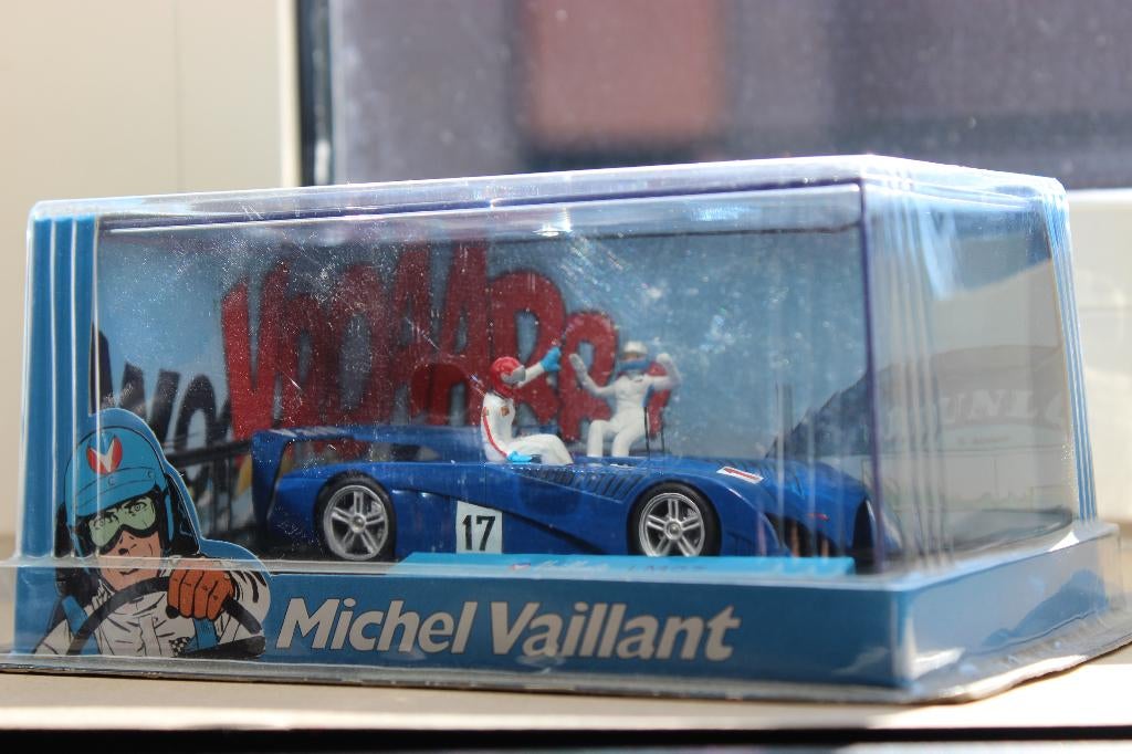 ALBUM DE MODÉLISME DE VOITURE VAILLANT 40/24H SOUS INFLUENCE, Enlèvement ou Envoi