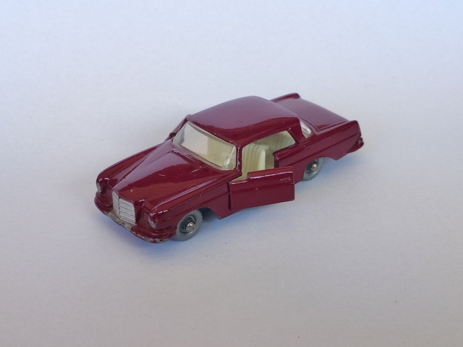 Lesney Mercedes Benz 220 #53, Ophalen of Verzenden, Matchbox