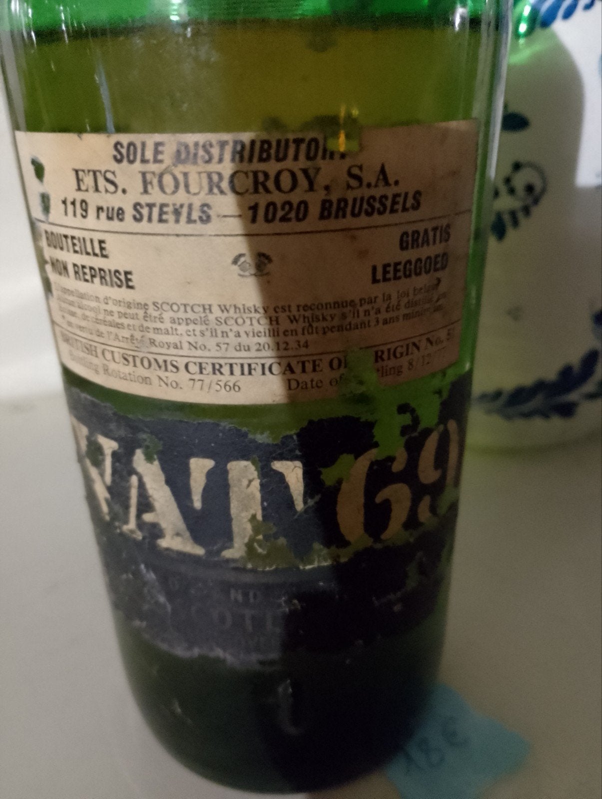 zeer oude vat 69 whisky flessen, Verzamelen, Ophalen of Verzenden