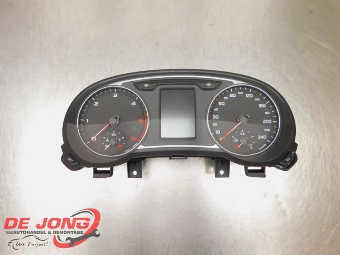 Compteur kilométrique KM d'un Audi A1, Autos : Pièces & Accessoires, Tableau de bord & Interrupteurs, Audi, Utilisé, 3 mois de garantie