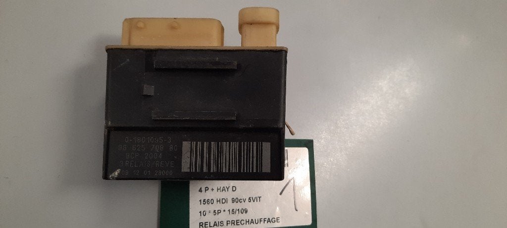 VOORGLOEI RELAIS Peugeot 308 (4A / C) (9662570880), Gebruikt, Peugeot