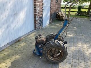 BCS 735 Motoculteur met frees en ploeg, Enlèvement, Utilisé, Essence