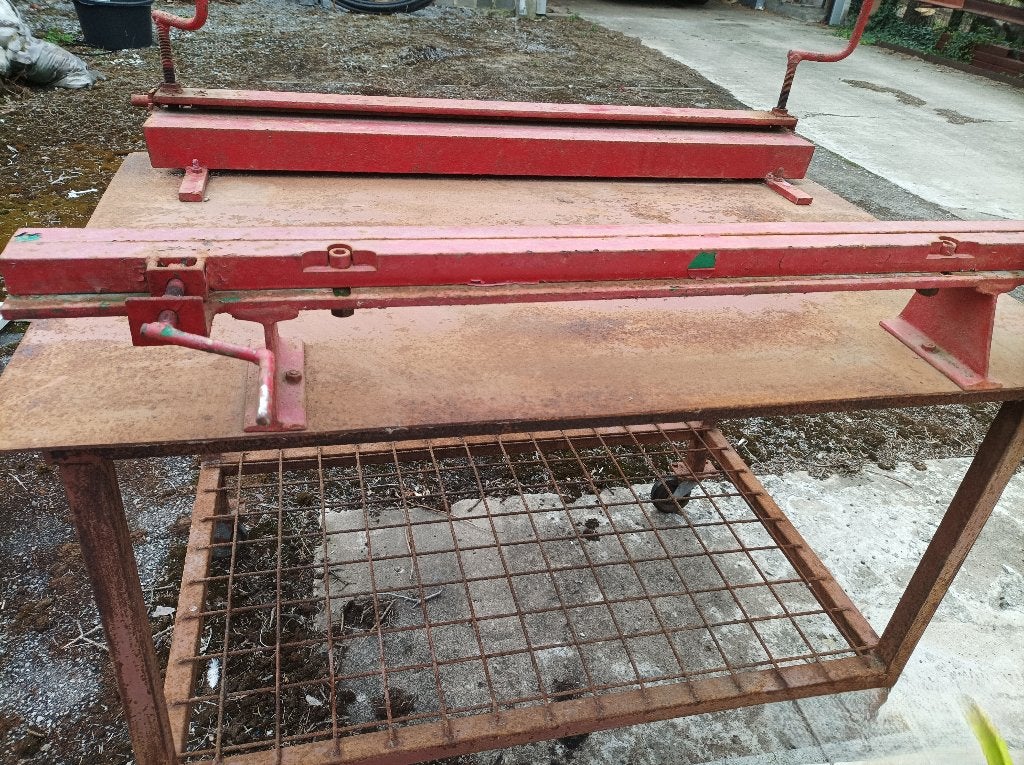 TABLE DE PLIAGE POUR ZINC, Enlèvement