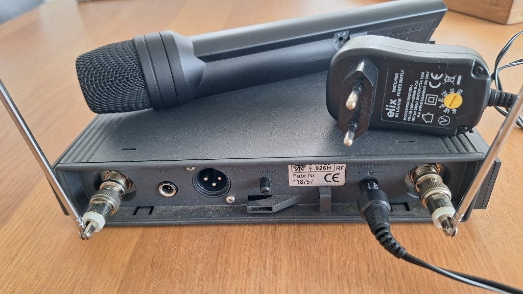 Microphone sans fil Sennheiser, Enlèvement, Comme neuf, Micro chant, Sans fil